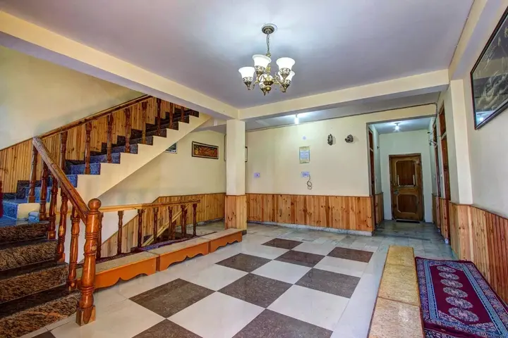 Манали: Ride At Hill-Nihal Hotel & Cottage