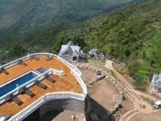 Бадди: Ramshehar Fort Resort