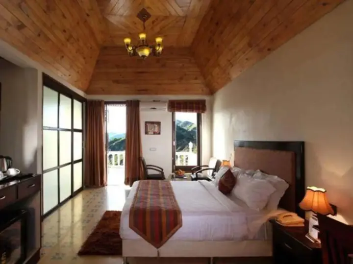 Бадди: Ramshehar Fort Resort