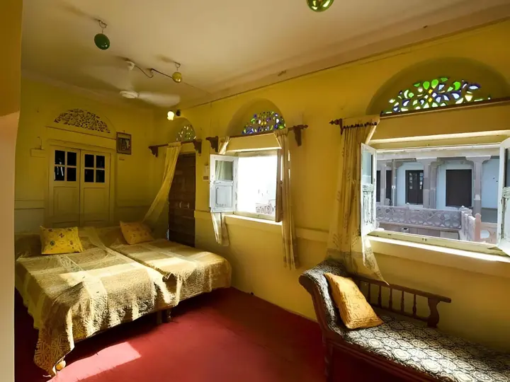 Чанделао: Chandelao Garh Hotel