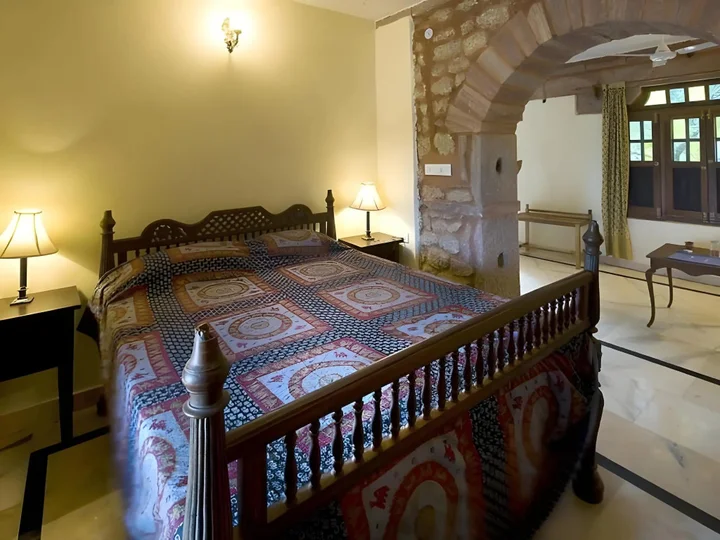 Чанделао: Chandelao Garh Hotel