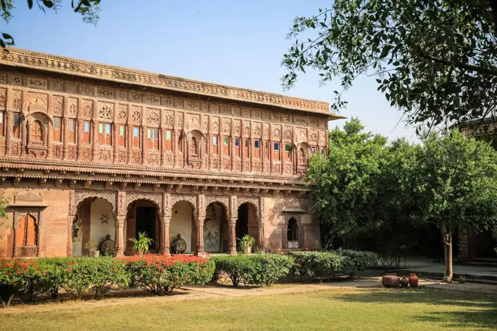 Чанделао: Chandelao Garh Hotel