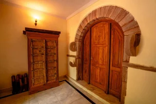 Чанделао: Chandelao Garh Hotel