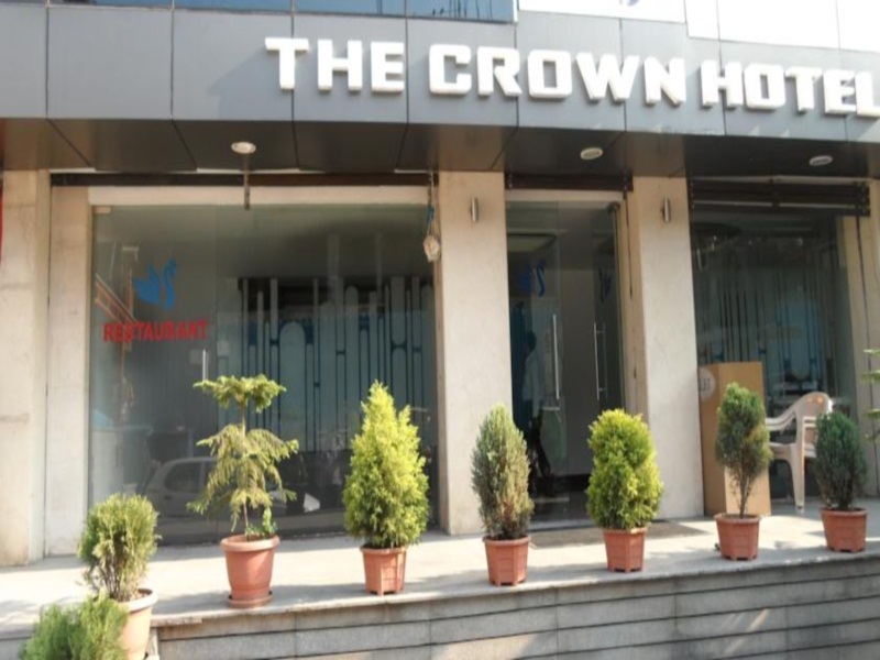 Хидерабад: The Crown Hotel