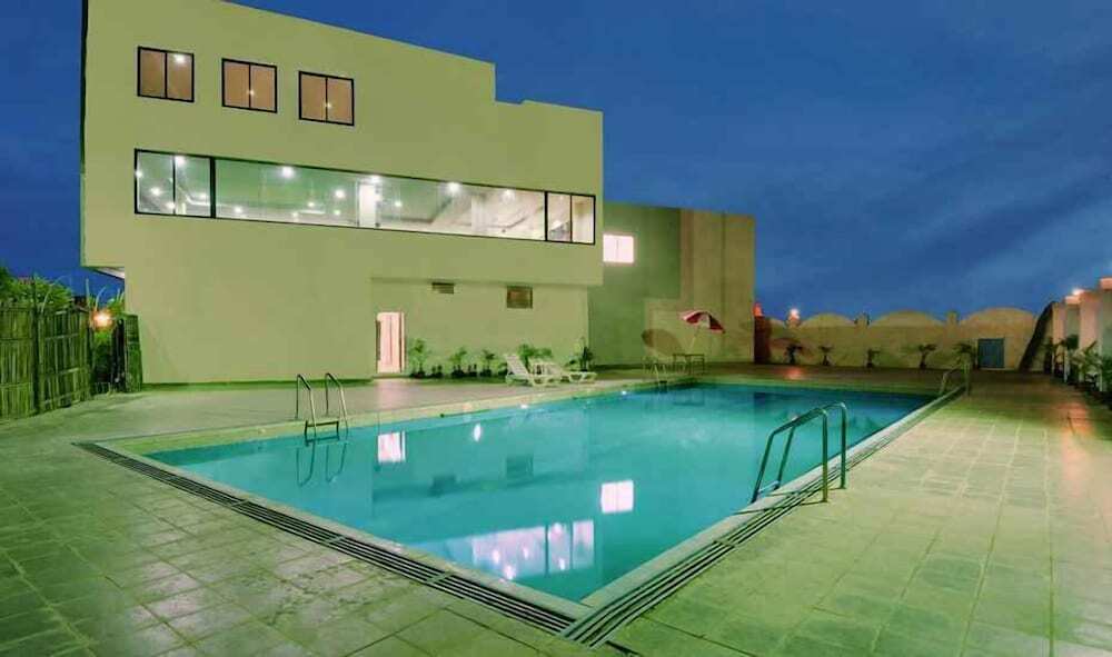 Ратлам: Hotel Balaji Central