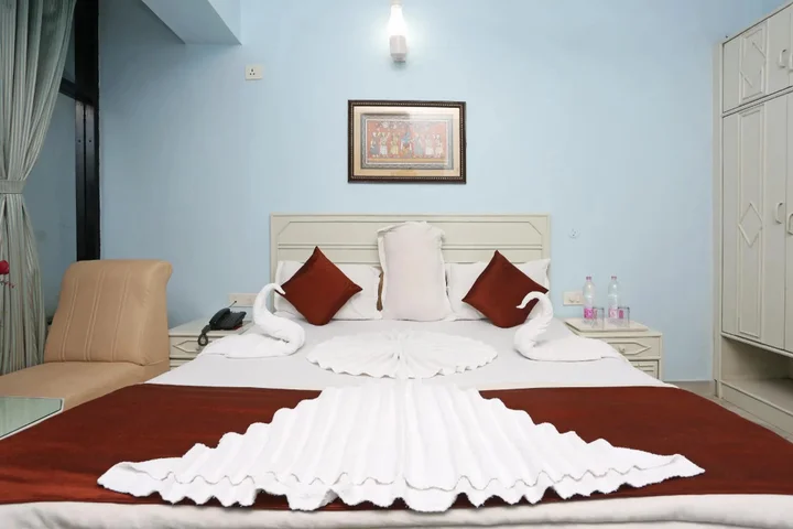 Пури: Hotel Niladri Premium