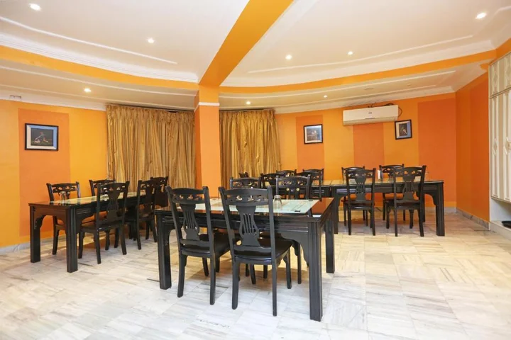 Пури: Hotel Niladri Premium