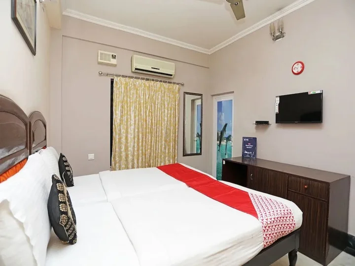 Бхубанешвар: R S Corporate Guest House