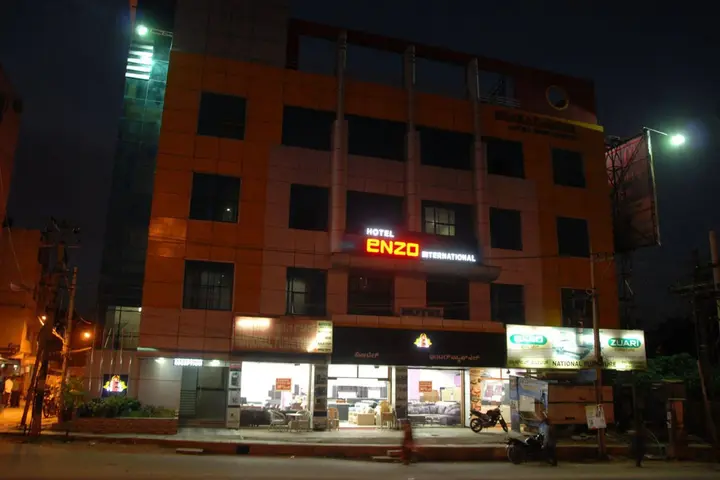 Бангалор: Hotel Enzo International
