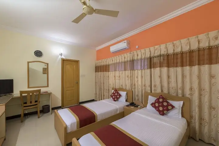 Hotel Raj Comforts - Golf View — фото 6
