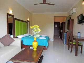 Бага: Riverside Regency Resort