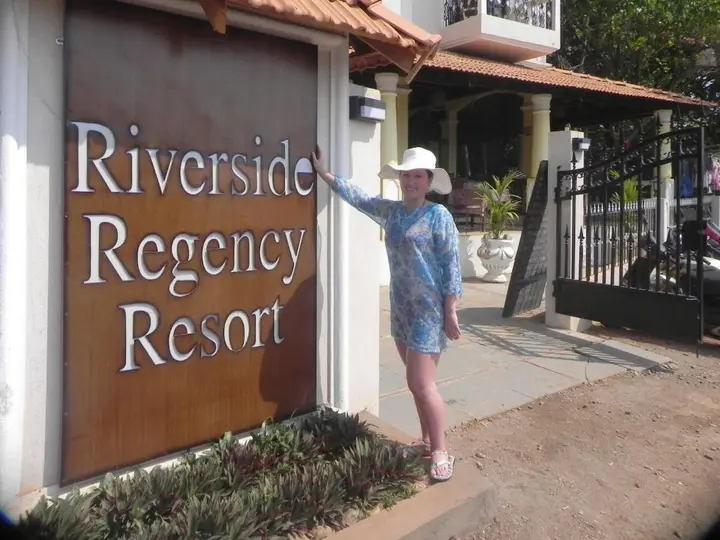 Бага: Riverside Regency Resort