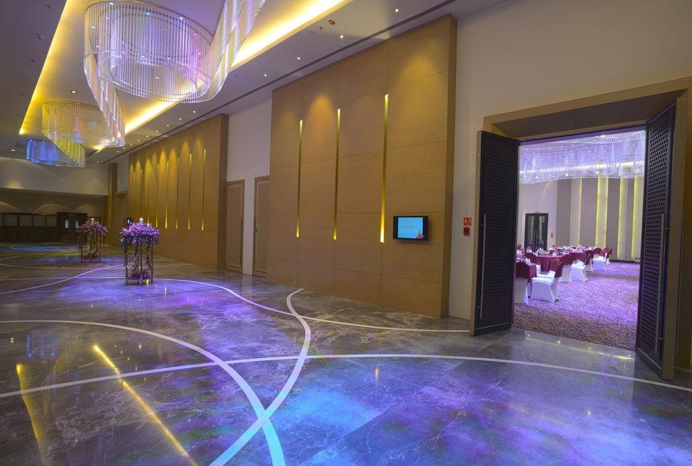 Райпур: The Gateway Hotel GE Road