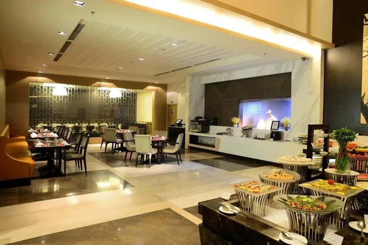 Райпур: The Gateway Hotel GE Road