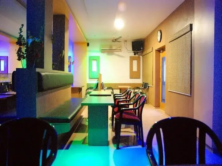Карур: Hotel Pon Amutha