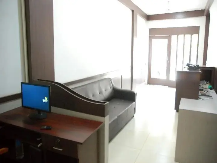 Карур: Hotel Pon Amutha