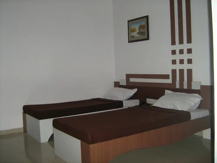 Нави-Мумбай: Hotel Apex