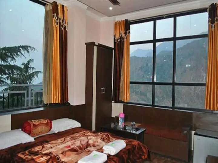 Дармсала: Hotel Holiday Hill