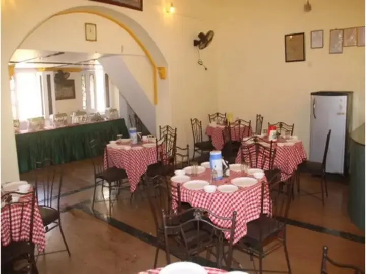Лонавала: Hotel Royal Park