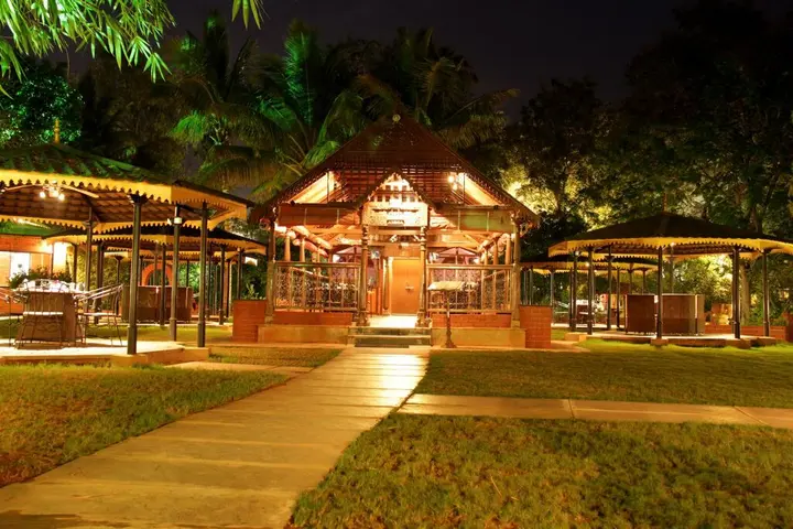 Хидерабад: Aalankrita Resort and Convention