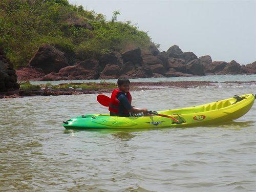 Панаджи: Hawaii-The Sea-Side Village Retreat,Goa