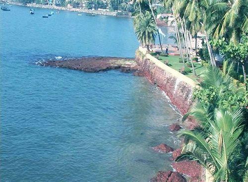 Панаджи: Hawaii-The Sea-Side Village Retreat,Goa