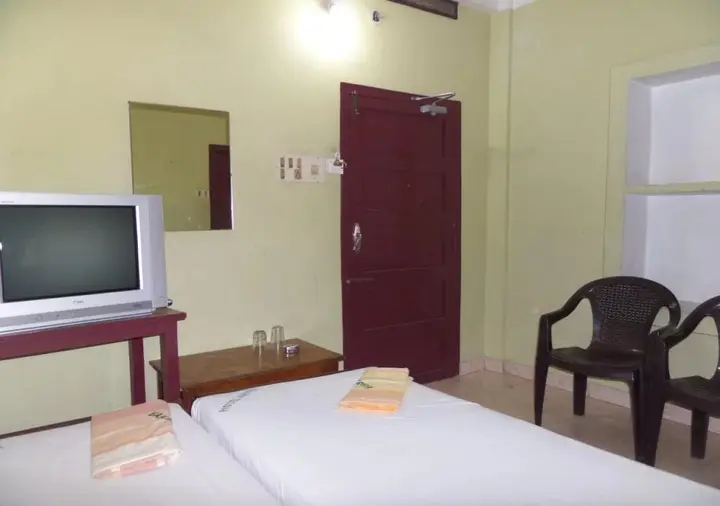 Eraniel: Hotel Kanya