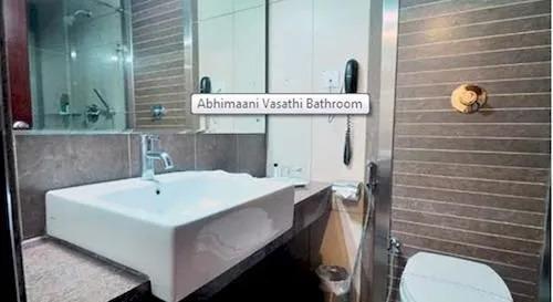 Бангалор: Hotel Abhimaani Vasathi