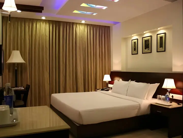Бангалор: Hotel Abhimaani Vasathi