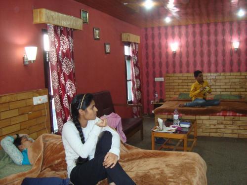 Шринагар: Hotel Kashmir Inn