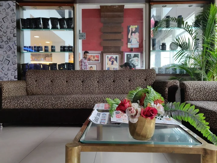Катра: Hotel Premier