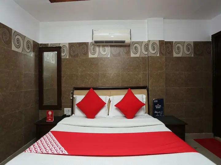 Катра: Hotel Premier