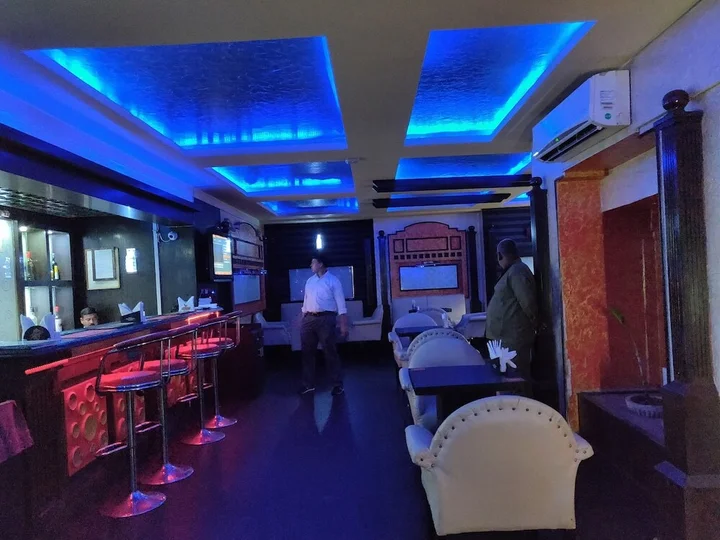Катра: Hotel Premier