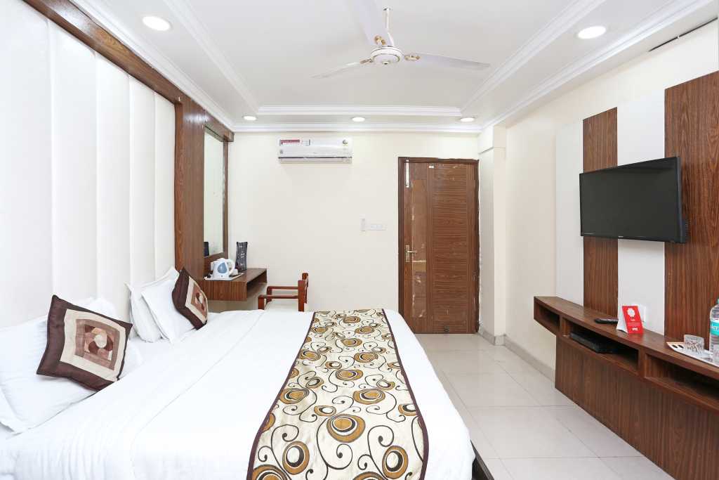 Нью-Дели: Hotel Atithi