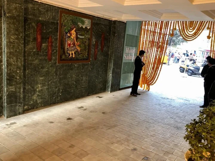 Силигури: Hotel Saluja