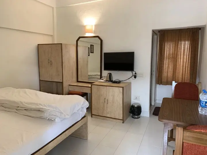 Силигури: Hotel Saluja