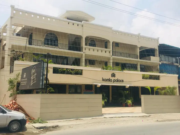 Дехрадун: Hotel Kamla Palace
