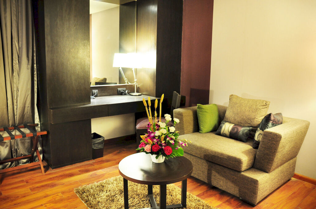 Колката: Senses Hotel