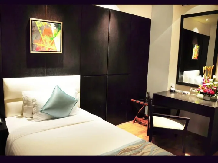 Колката: Senses Hotel