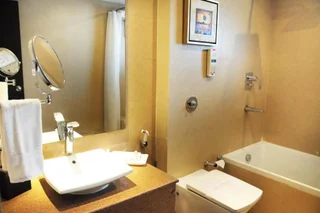 Колката: Senses Hotel