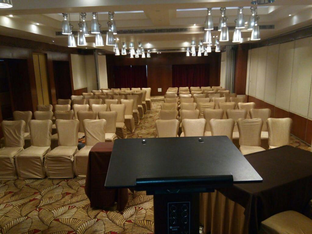 Колката: Senses Hotel