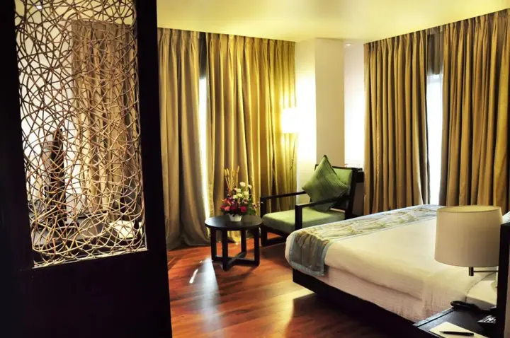 Колката: Senses Hotel