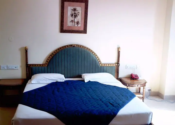 Казаули: Surya RockRose Resort