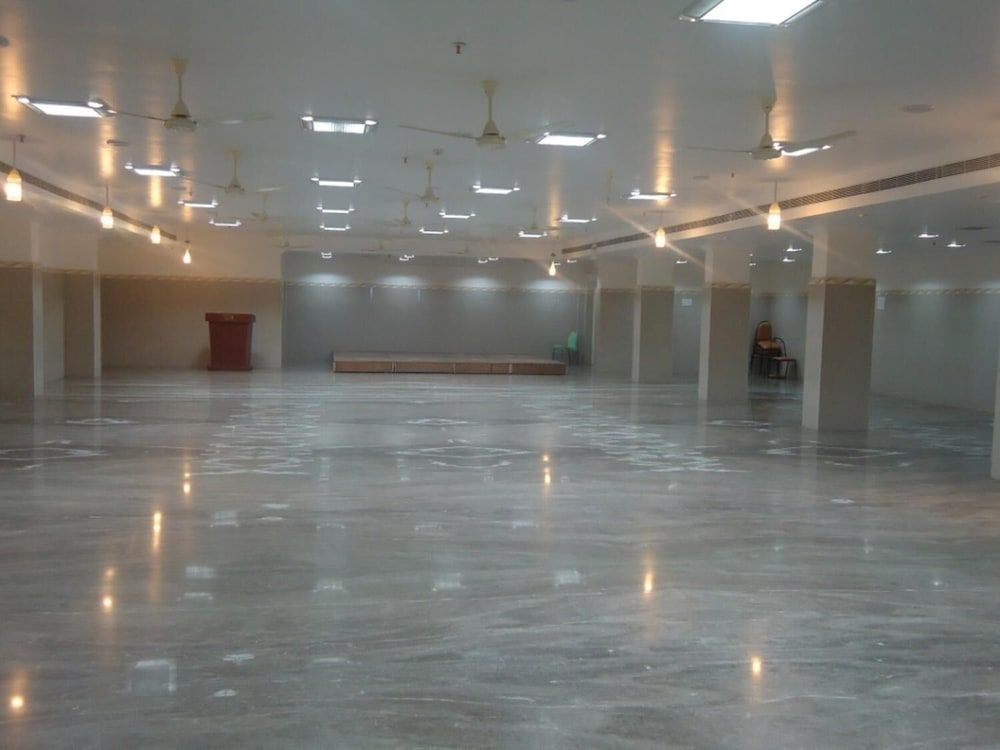 Тутикорин: Hotel Dsf Grand Plazas