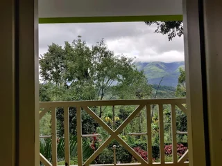 Султан-Батери: woodrose resort