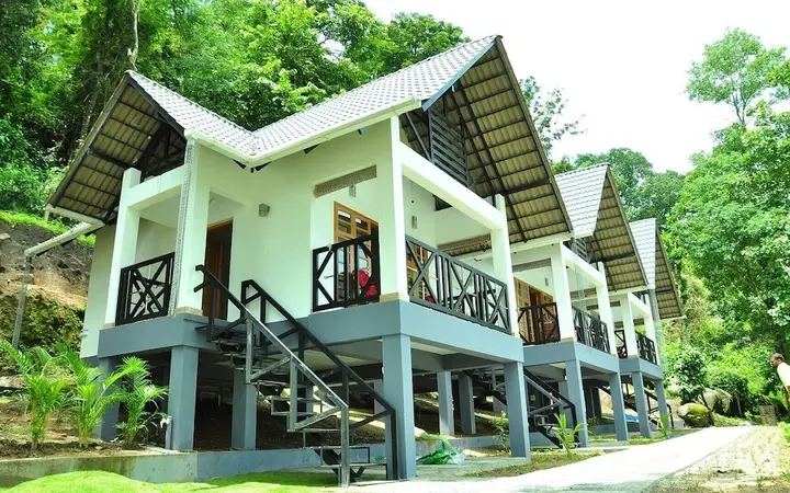 Султан-Батери: woodrose resort