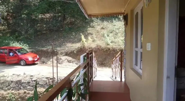Муннар: Hilly Hut Home Stay