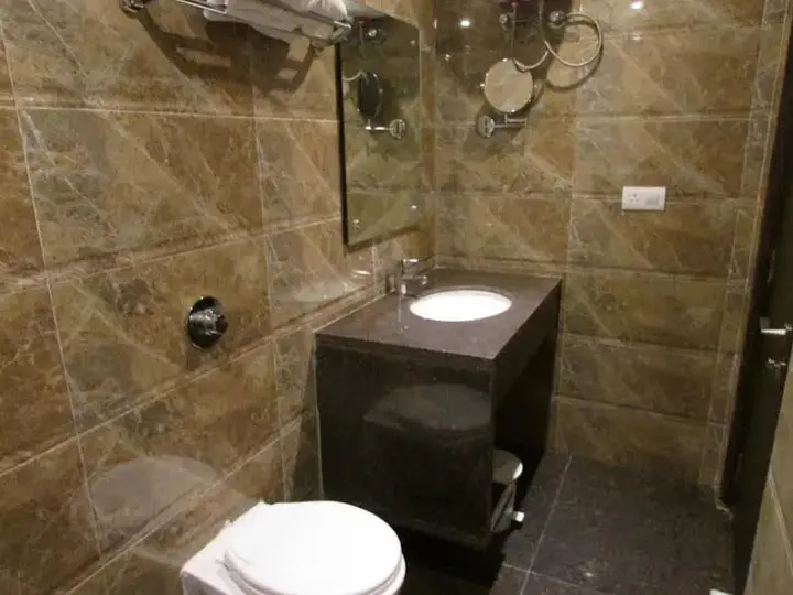 Болпур: Sremon Inn