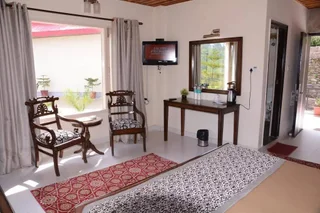 Куфри: Maple Resort Chail
