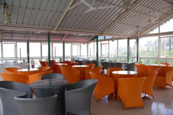 Куфри: Maple Resort Chail